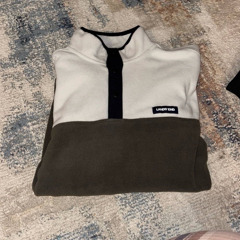 Men’s Lands End sweater shirt